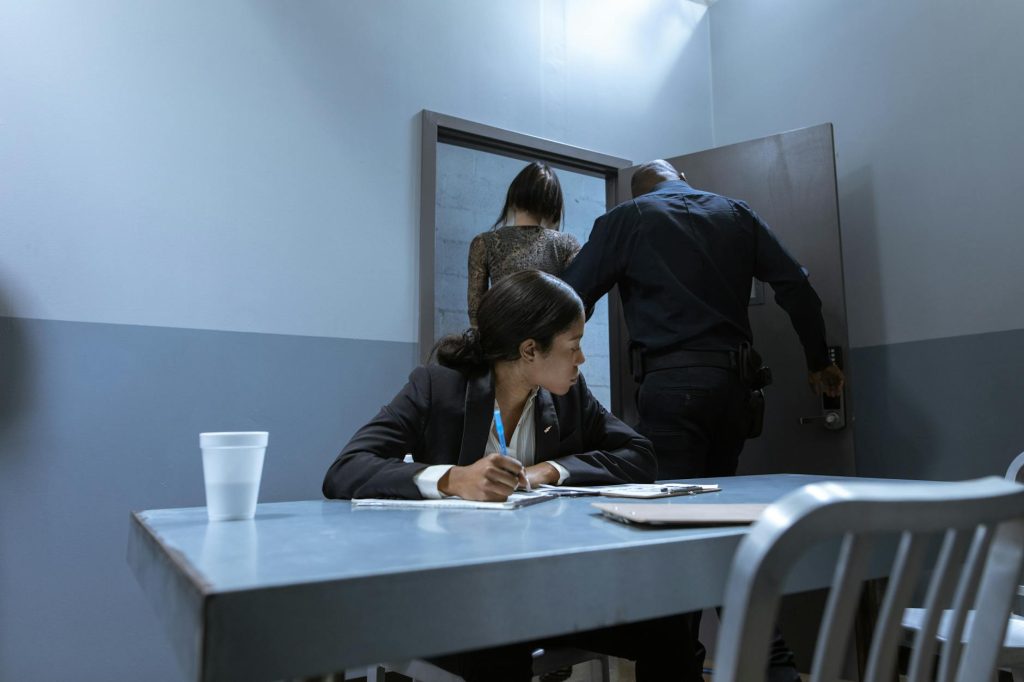 cover image 840
